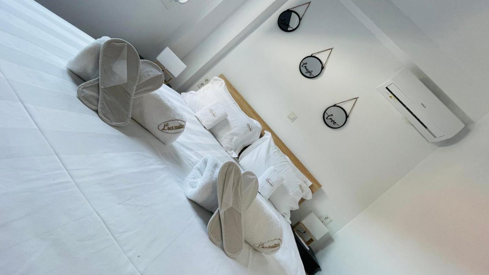 Athina Apartment โอฟรีนีออน ภายนอก รูปภาพ